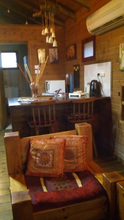 Ha'Bait Ba'Kfar Guesthouse Bruchim Qela' Alon Номер фото